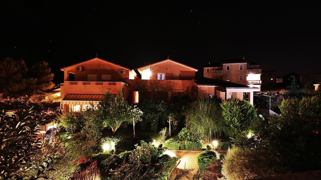 Ližnjan Apartments Meri מראה חיצוני תמונה