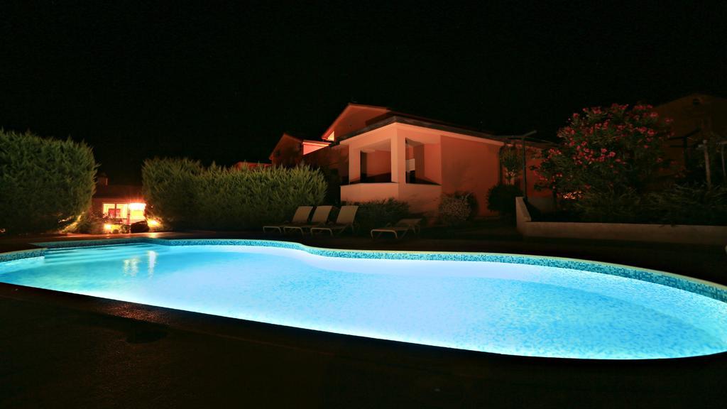Ližnjan Apartments Meri מראה חיצוני תמונה
